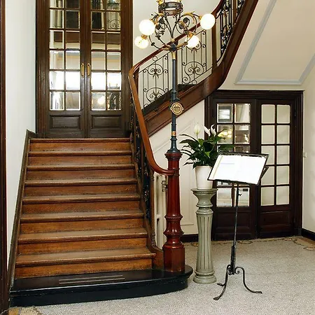 Charme Hancelot Hotel 3*
